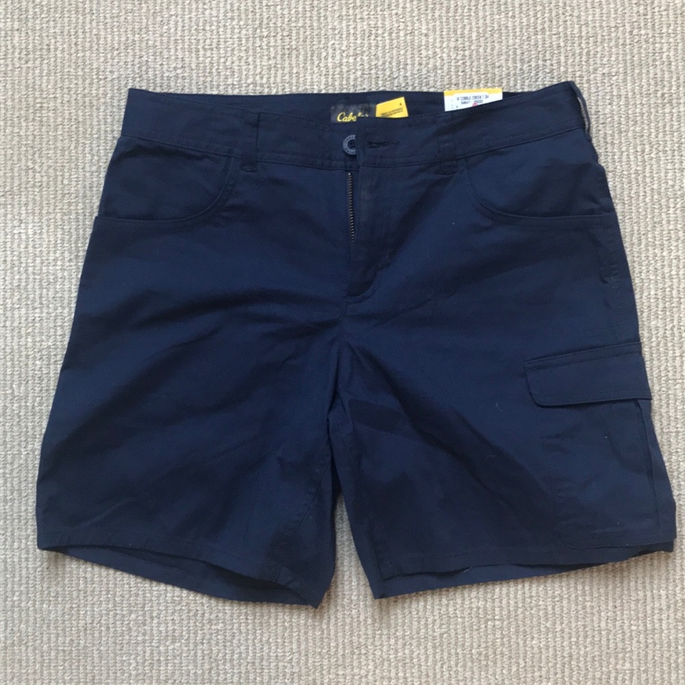 NWT Cabela’s brand navy blues shorts sz 4